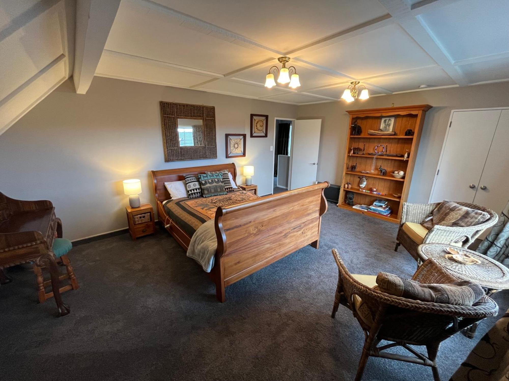 Tudor Manor Bed & Breakfast Paraparaumu Extérieur photo