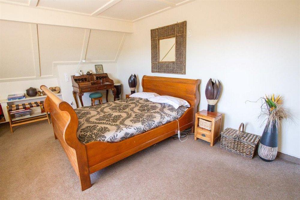 Tudor Manor Bed & Breakfast Paraparaumu Extérieur photo